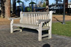 Teak Hyde Park Benches in Beaverton Oregon - Goldenteak